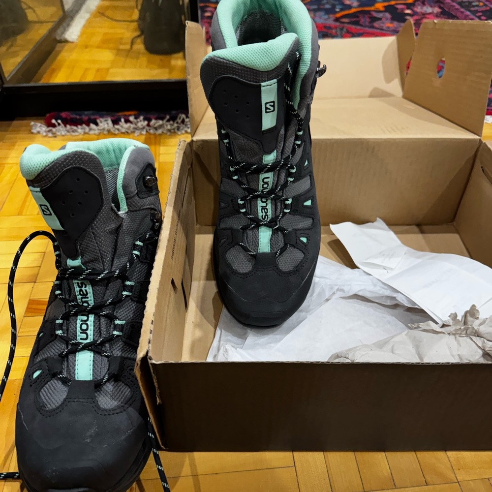 Salomon Women's Athletic Shoes - Black and Mint